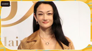 冨永愛「息子に髪を踏まれる」と苦笑い　胸元まであるロングヘアで登場