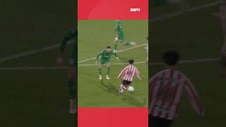 Etienne Vaessen skaičiuoja save pirmu įvarčiu, tačiau jis nėra patenkintas "zvimbančiu kamuoliu"