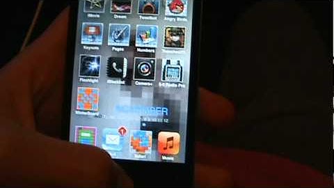 8-Bit HD [iOS5 Winterboard Theme]