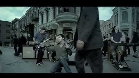 Dishwalla - "Somewhere In The Middle" (Official Music Video)