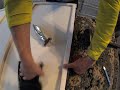 Cum întinzi o pânză pe șasiu de lemn
