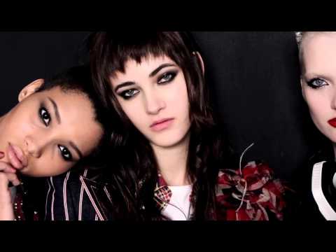 カリーヌ・ロワトフェルドが贈る、itモデル7人が繰り広げるハザーダス