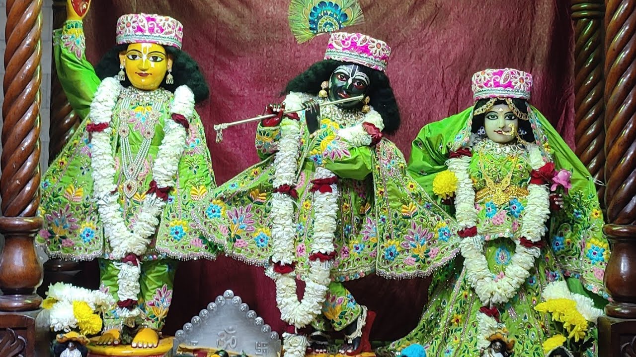 Sri Sri Gourvinod Govindanand Jiu. 15-02-2026. Ratri Aarti Sringar Darshan. Sri Gaudiya Math Patna. 