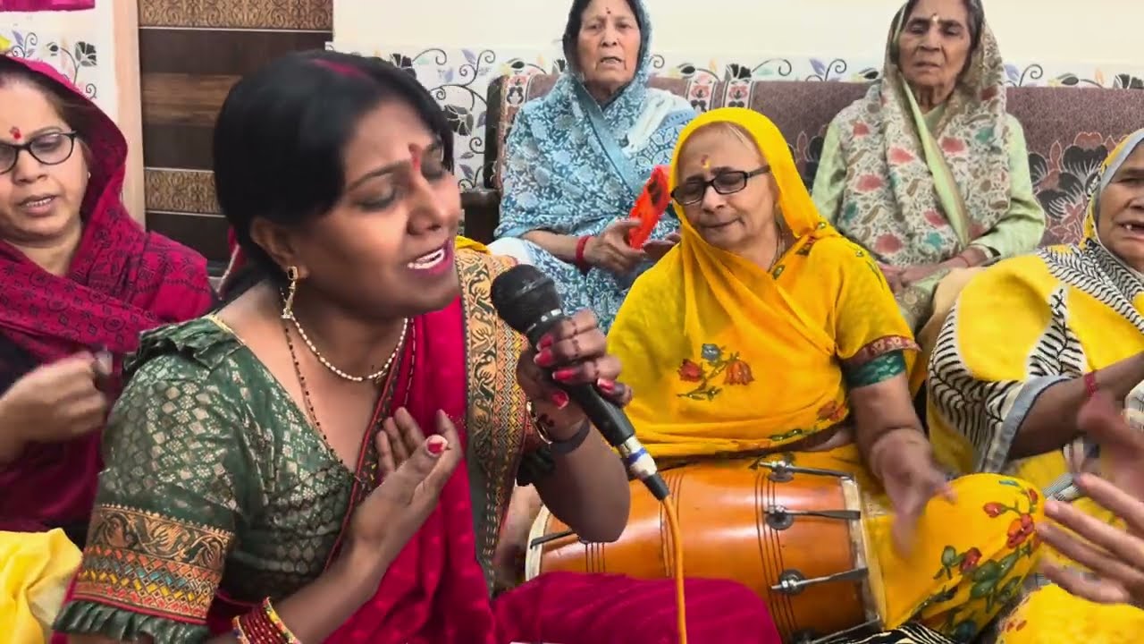 भावुक कर देने वाला भजन 👌ज़रूर सुनें 🙏🕉चिट्ठी लिख दी किशोरी जी के नाम, बुला लो मुझे बरसाना#radharani