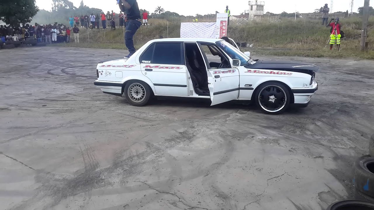 bmw 325i spinning in arcadia YouTube