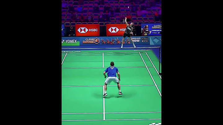Great badminton saves by Anders Antonsen wasn't enough to win the point against Alex Lanier