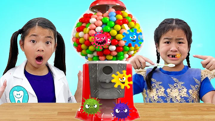 Emma Jannie and Liam Plays with Colorful Gumball M...