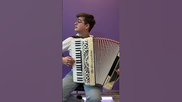 Thumbnail of Beautiful French waltz on accordion