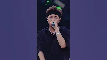ار ام قائد فرقة BTs احلا رقص لقائد فرقة BTs في اضخم حفل بي تي اس BTs 