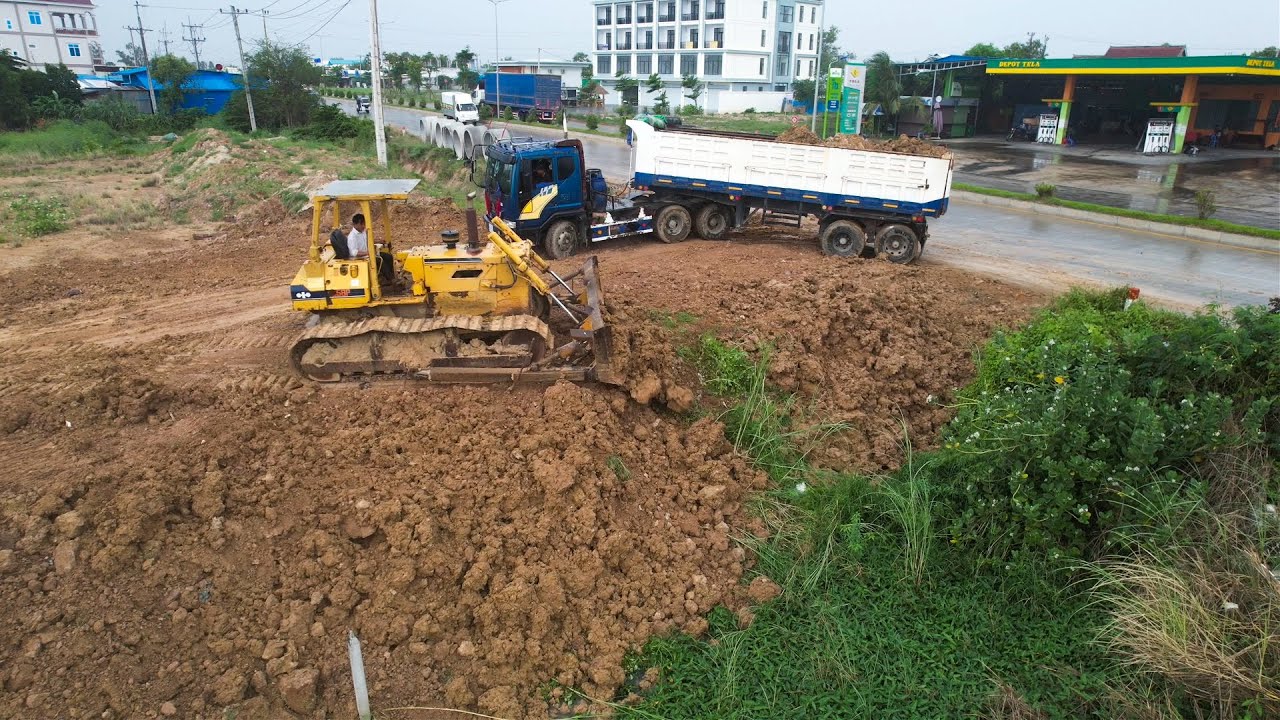 Firt Start opening New Project Land fill up Process Excavator Dump ...