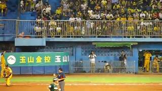 20090825 黃甘霖二壘出局