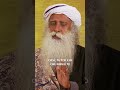 Hai bisogno di liberare la tua mente? Usa questa tecnica | Sadhguru Italiano