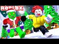 ¡EL GRINCH QUIERE ROBAR LA NAVIDAD! 😨 LOS COMPAS VS EL GRINCH EN ROBLOX