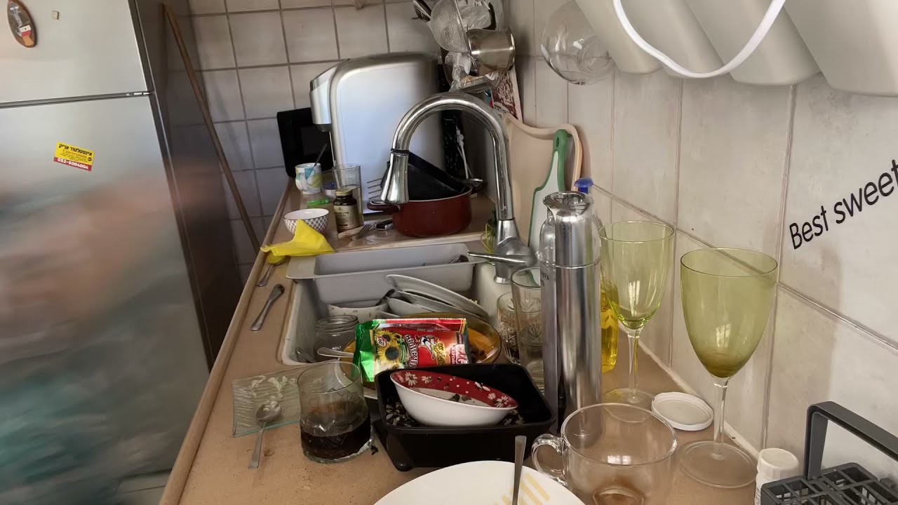 Kitchen Cleaning 台所お掃除 に分けて掃除している最近のキッチンの掃除について動画に Youtube