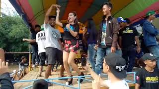 SAWER SAMBIL GESEK ANU NYA BIDUAN INI - DANGDUT HOT