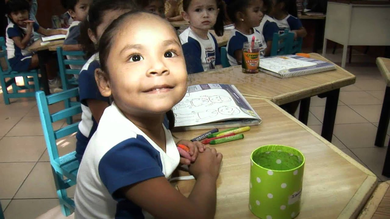 formando campeones JARDÍN DE NIÑOS Y PRIMARIA DEL COLEGIO ESPAÑOL 30 AÑOS FORMANDO EMPRENDEDORES