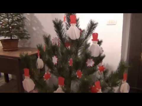 Video: Kako Okrasiti Božično Drevo Z Bleščicami