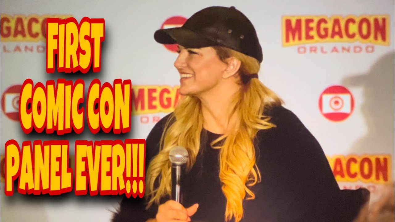 Gina Carano's FIRST Comic Con Panel EVER !!!!