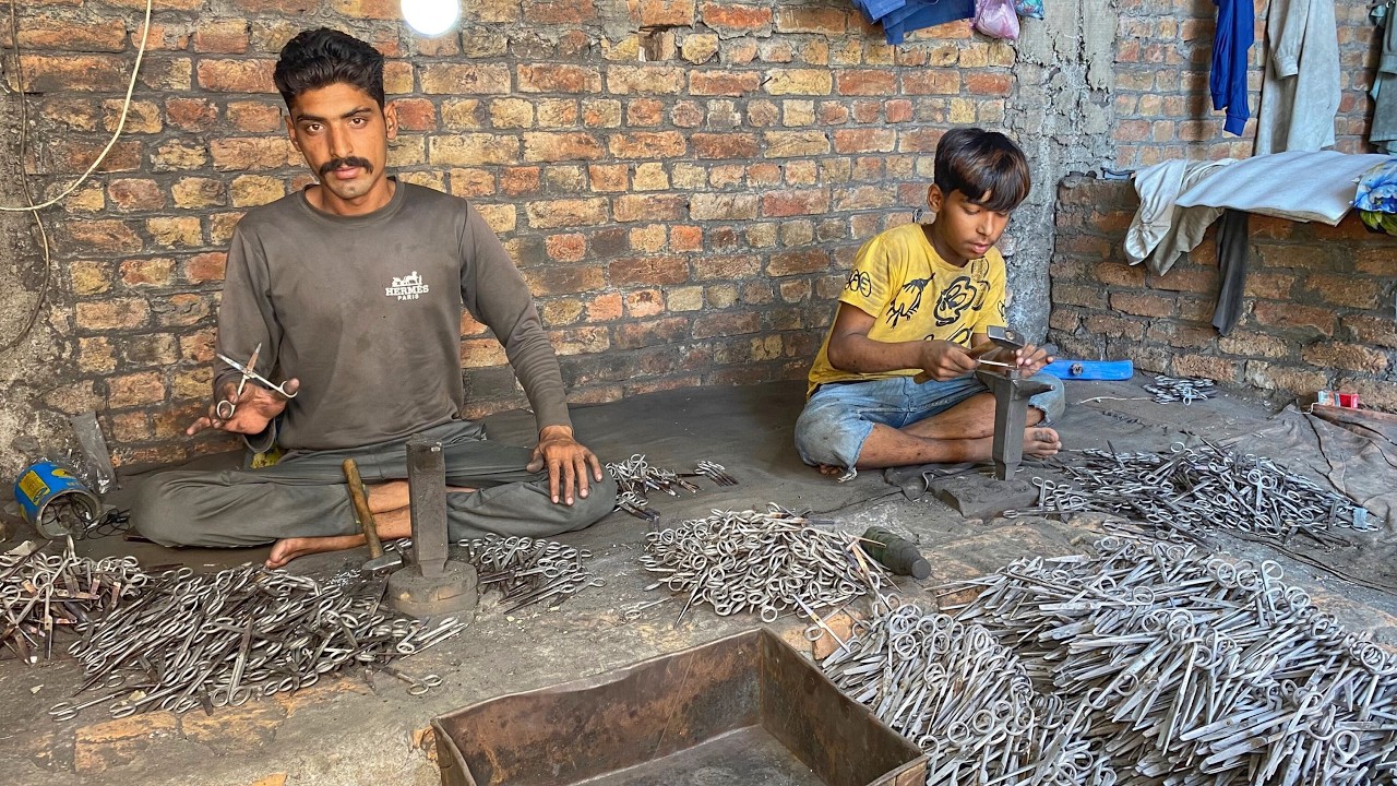 Secret Method: Manufacturing Process of Surgical Scissors || Amazing Metal Recycling Process