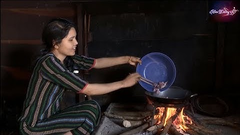 Hấp dẫn món "Lá mì xào thịt ba chỉ"