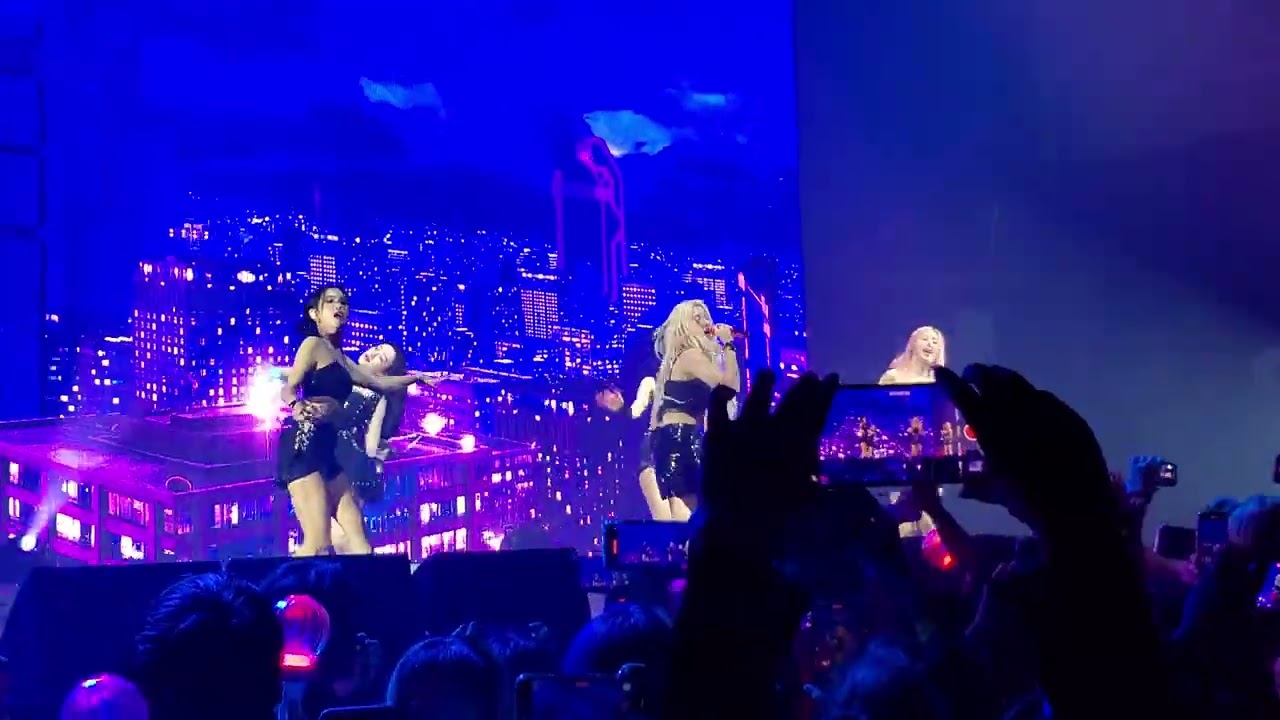 (G)IDLE POP/STARS Chicago 08/03/2022 [The Radius] YouTube