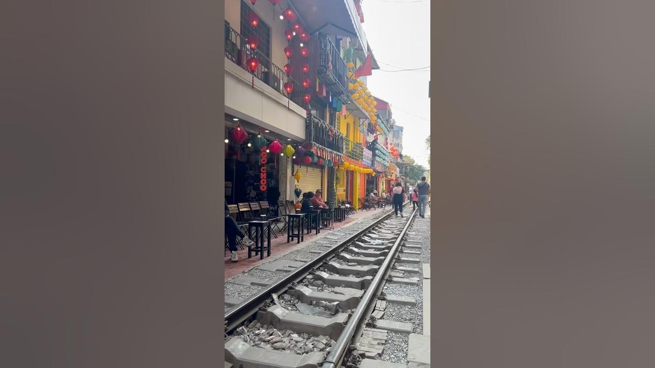 Photo spot in Hanoi travel music cafe train walktour YouTube