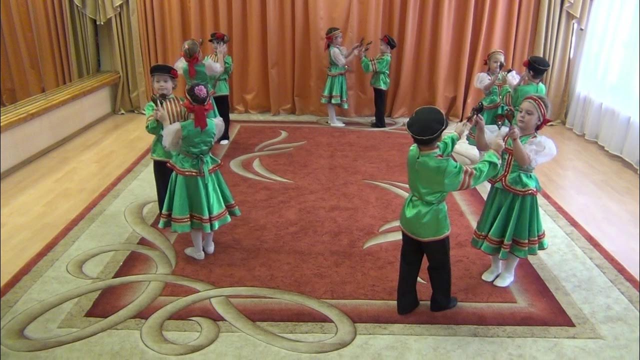 танец мамины глаза в детском саду. танец мамино сердце в детском саду. танец мамины глаза. танец мамины глаза в детском саду. нежный танец детский сад.