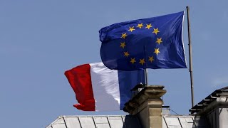 Le drapeau européen devient obligatoire dans les mairies