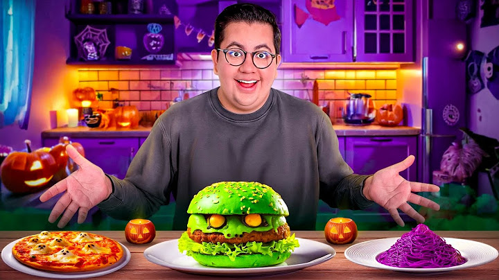 COMIENDO COMIDA DE HALLOWEEN POR TODO UN DÍA