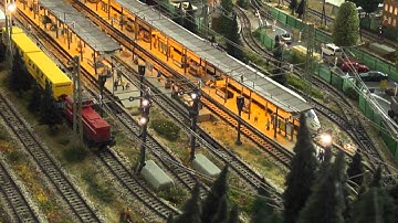 Kombirail cars and signals