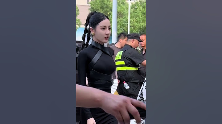 #迪丽热巴 现身安乐传见面会，壹袭黑色长裙摇曳生姿，这身材真是绝了，谁看了谁不心动呢？#娱乐#明星#shorts - 天天要闻