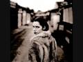 PJ Harvey - 50ft Queenie (different version)