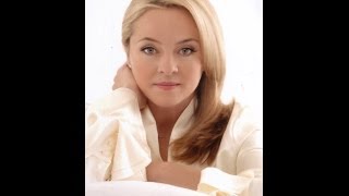 Robin Mattson (Behind the Mic Radio)