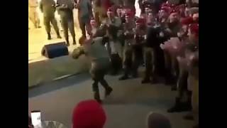 Чеченские полицейские танцуют лезгинку в Сирии!