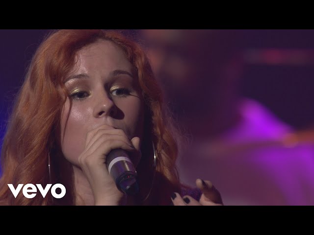 Katy B - Why You Always Here (Live at iTunes Festival 2011)