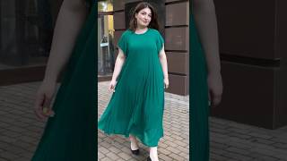 Gorgeous Half Sleeves Plus Size Green Party Outfit #Fashion #Partywear #Outfit #Outfitideas