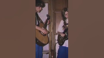Thumbnail of #prateekkuhad #co2 whatsapp status (Prateek Kuhad) co2.. short video.