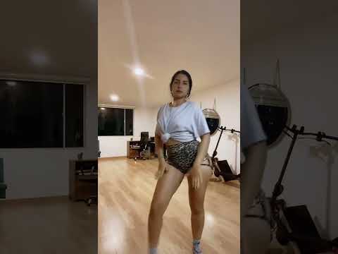 Twerk 50 TikTok andreabrownvera