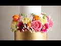 How I Decorate with Fresh Flowers on a Wedding Cake- Rosie's Dessert Spot