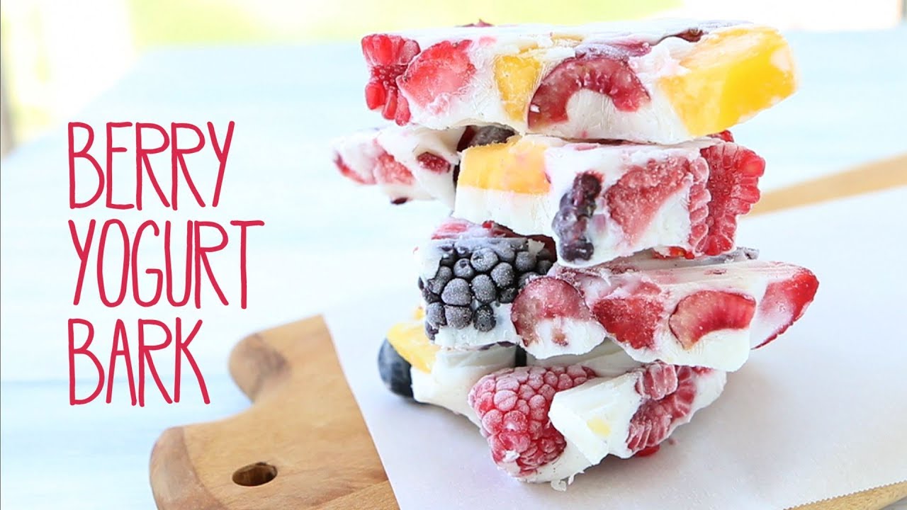 Frozen Yogurt Berry Bark Recipe | BuonaPappa