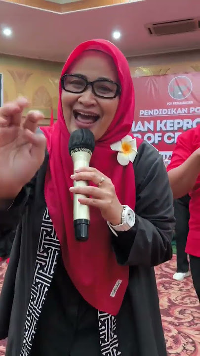 singing Fish in the Pond Cover Tasya at the protocol & MC training of the West Java PDI Perjuanga...