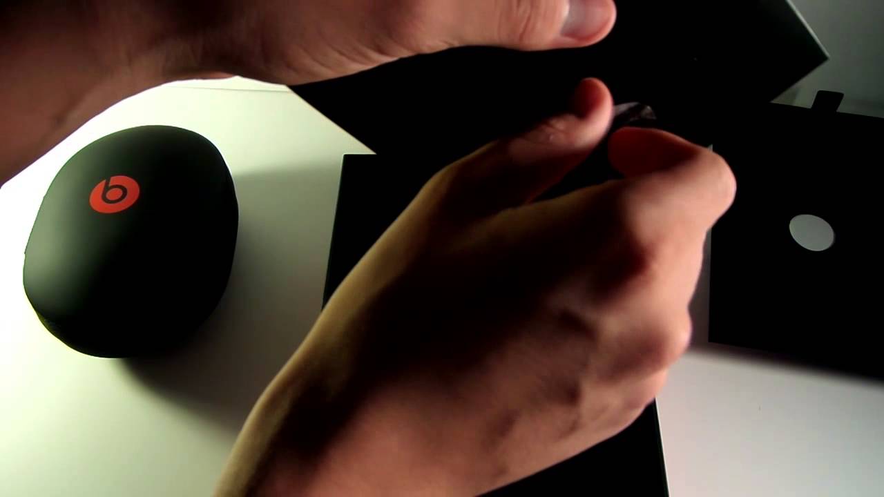 video phone beyonce mp3 Beats Wireless Headphones Unboxing