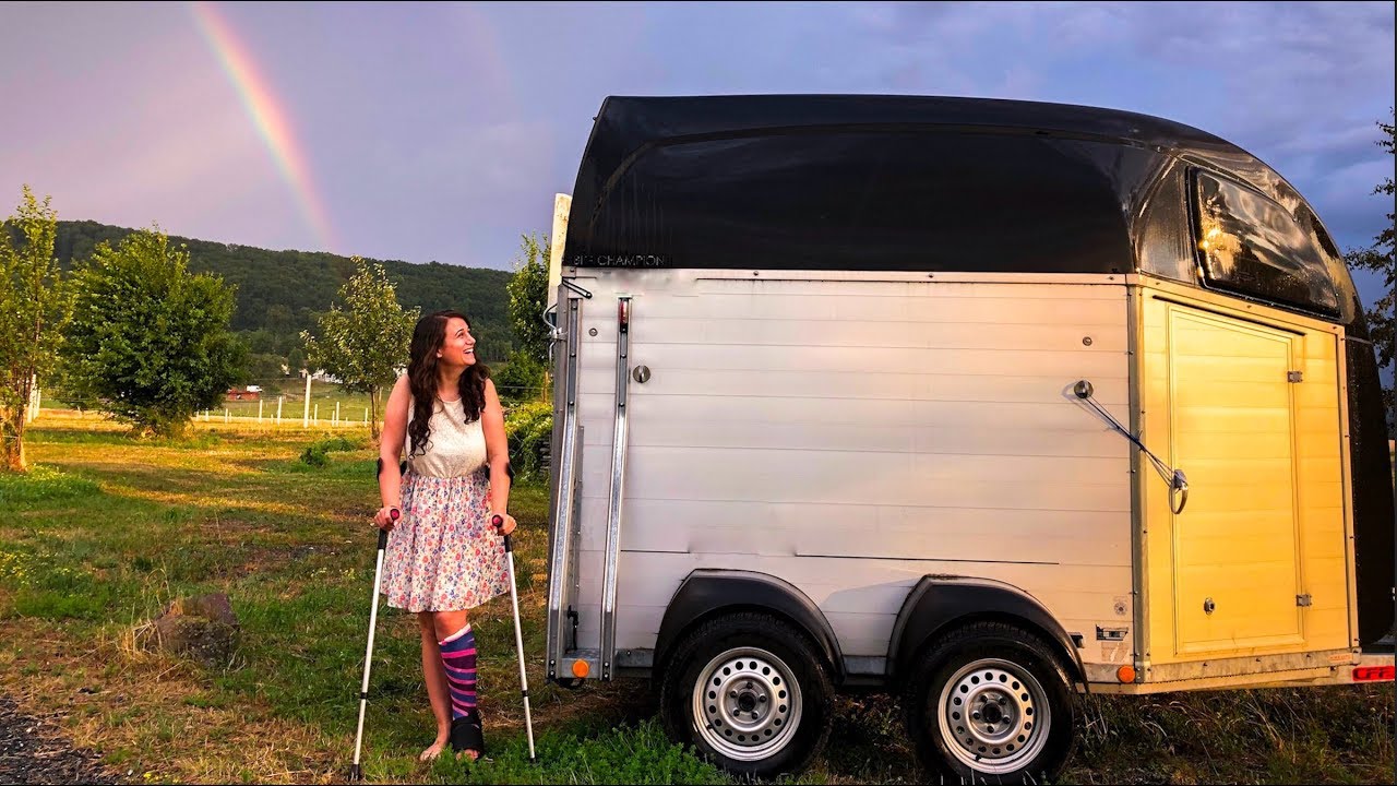 NEUEINZUG IN DEN PFERDESTALL! Ich freu mich so! ♥ - YouTube