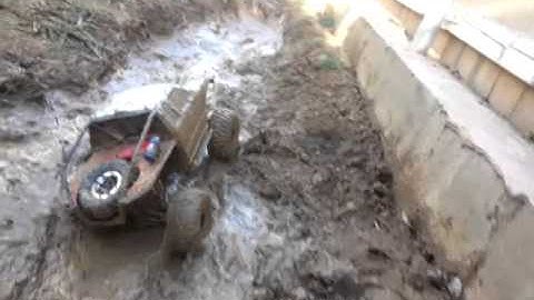 Scx10 mud bog