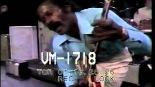 Ingrid Berry with Chuck Berry - Baby What You Want Me To Do (Live, 1975) chords