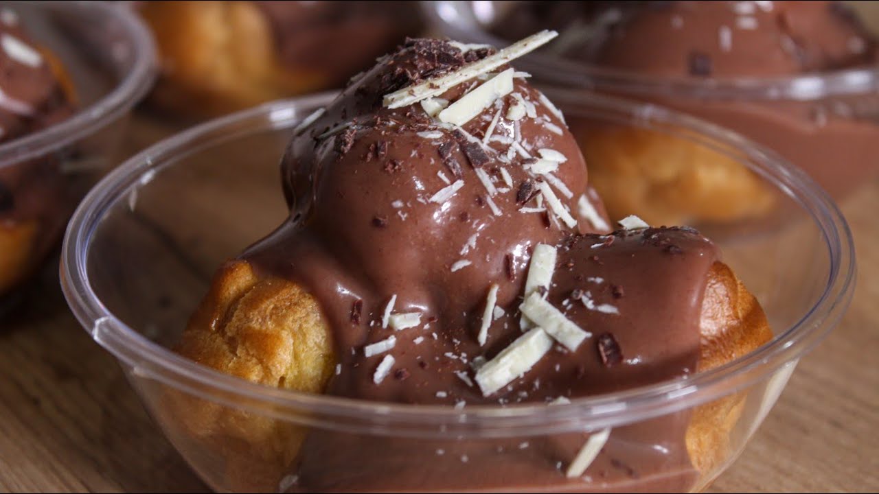 Eykolo Profiterol Me Pralina Syntagh Zaxaroplasteioy Gianduia Profiteroles Youtube Food Cooking Desserts