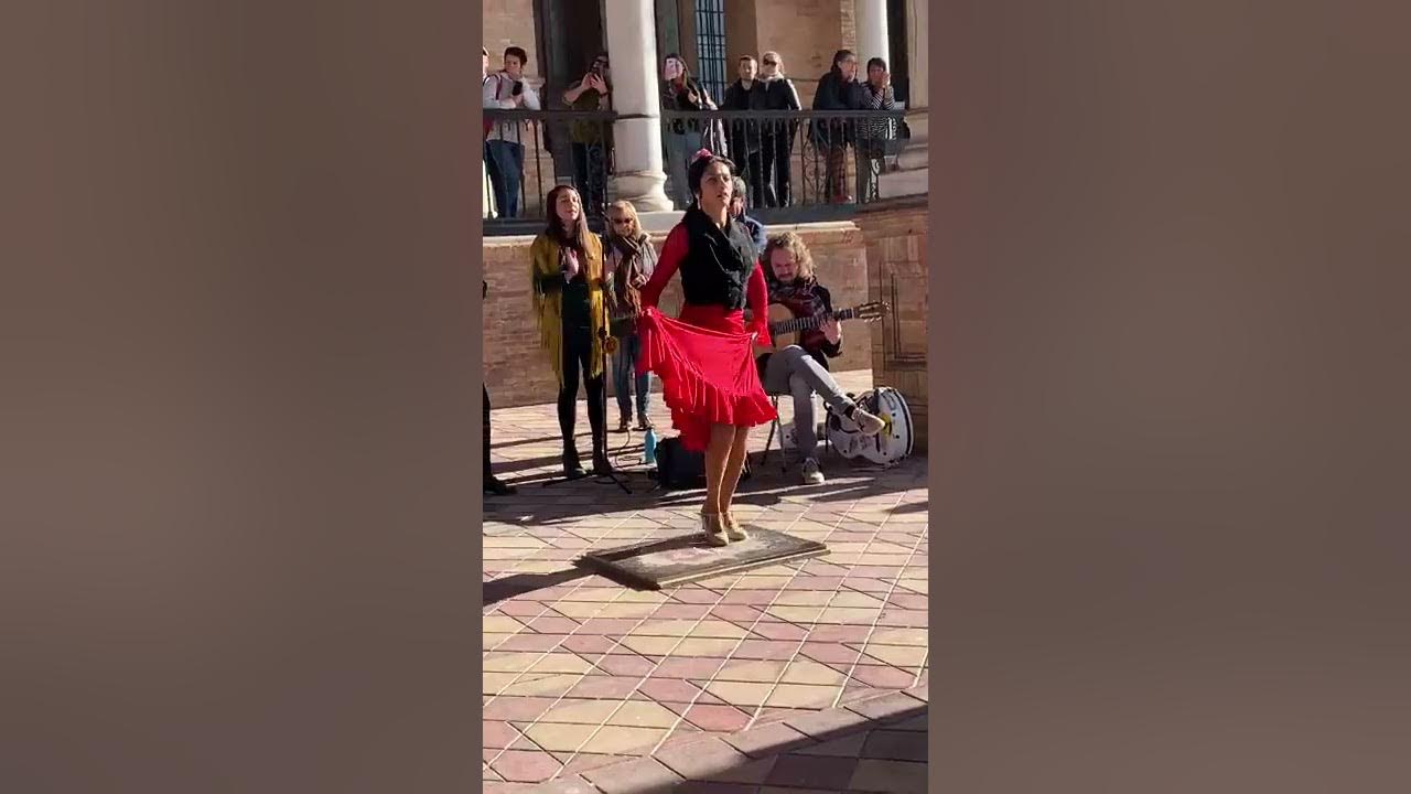 Flamenco at Plaza de España