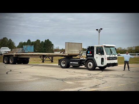 I Drive A Battle Motors Electric Truck! Cascadia Motor, Eaton Transmission - Up & Down Steep Grades