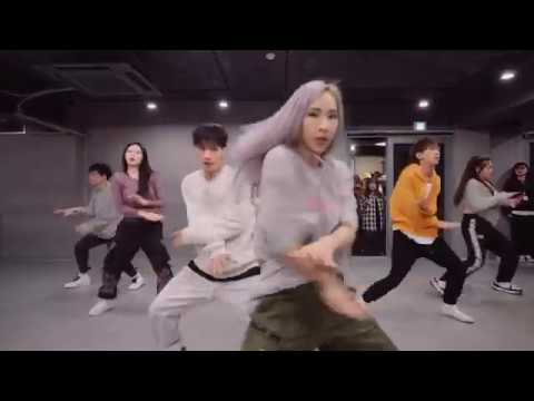 MIRRORED DANCING ON GLASS-BUMKEY Mina Myoung x Shawn Choreography with BUMKEY