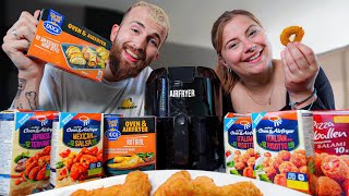 Alle AIRFRYER snacks testen van de supermarkt! (Met Nicole)